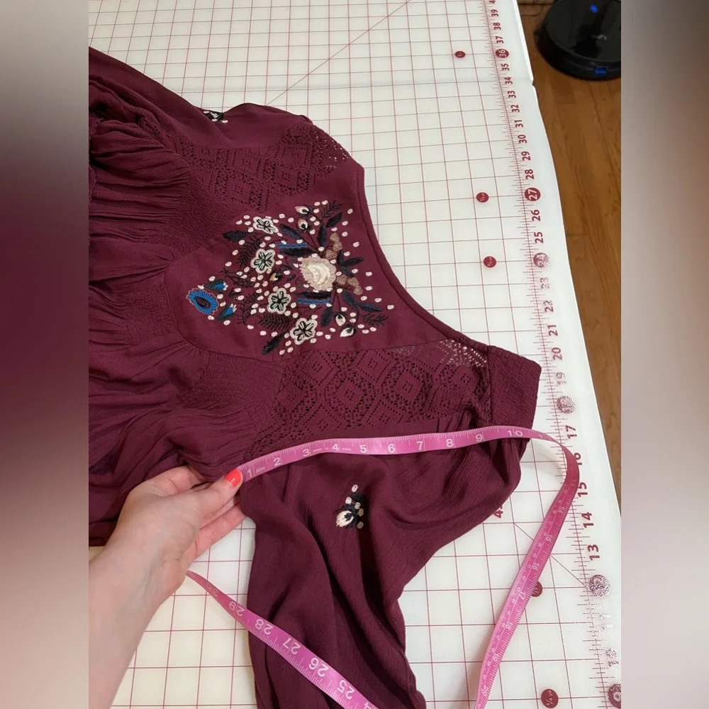 Free People size Small burgundy purple flowy embroidered boho flowy dress
